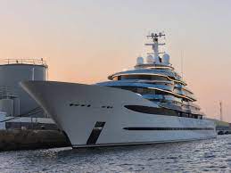This is the profile site of the manager stan kroenke. Boats Com On Twitter Meet The Superyacht Jubliee She S 110m Long She Sleeps 31 Guests And Has 45 Crew She Was Recently Sold By Stan Kroenke Owner Of The Ramsnfl Who Take On