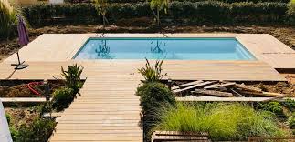 Optez pour une terrasse en itauba pour bénéficier d'un bois exotique durable et imputrescible (grain très fin esthétique et épuré). Lame Terrasse En Itauba 2x10 70 295 Cpf Parquet