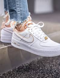 Women Nike Outfits Casual Women Nike Outfits In 2020 Nike Air Force Outfit Nike Shoes Air Force Nike Air Shoes