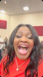 There is no sound like the choir sound!!! And songs written well…to tell  the gospel story! Having a wonderful time supporting my family @tyesspace79  at Phil Carter’s Hymns Conference. INCREDIBLE!!!