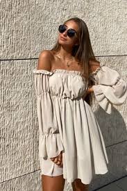 Große auswahl günstige preise neueste trends jetzt sommerkleider auf modebasar.com entdecken und kaufen! Freshlions Schulterfreies Mini Sommerkleid Mit Ruschen In Beige