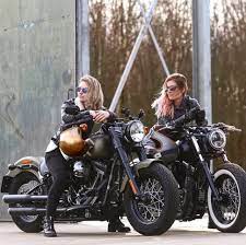 2018 Harley Davidson Street Rod Biker Girl Motorcycle Women Retro Motorcycle