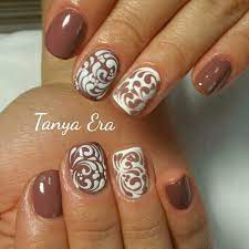 A gél lakkozás egyedi eljárást igényel, amely az egyes gél lakk típusoknál eltérő lehet. Pin By Nancy Garcia On Nails Spring Nail Colors Nail Colors Spring Nails