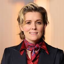 Meet Inside Edition host Deborah Norville's husband and 3 kids