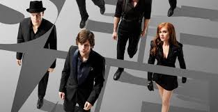 Mark ruffalo, woody harrelson, dave franco, morgan freeman, isla fisher, michael caine, jesse eisenberg, mélanie laurent, elias koteas, michael kelly, common, laura cayouette, joe chrest. Now You See Me I Maghi Del Crimine Film 2013 Cinefilos It