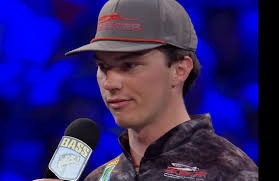 Congratulations to Easton Fothergill, Winner of the 2025 BASSMASTER CLASSIC  ‼️👏🎣🇺🇸 Heaviest winning weight in Classic history!!👊  #bassmasterclassic2025 #bassfishing #fishing #luckyluretackleokc