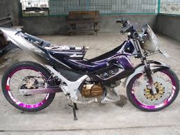 Foto modifikasi vega r lama new airbrush thailook jari jari ceper standar simple sederhana terkeren. 100 Modifikasi Motor Terbaru Ideas Motor Motorcycle Honda