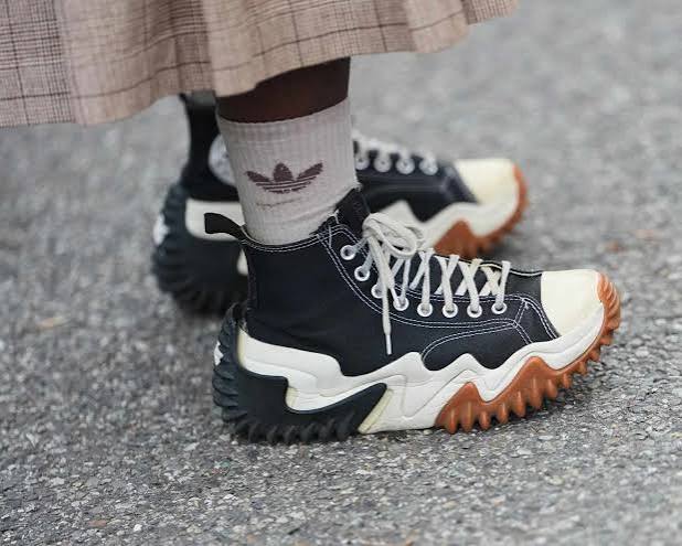 15 Sneakers Celebrities Love to Wear On Repeat