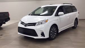 Come see 2020 toyota sienna reviews & pricing! 2020 Toyota Sienna Le Awd Review Youtube