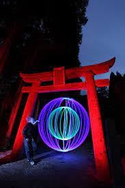 Feb 12, 2021 · trevor tondro photography. Light Painting Artist Trevor Williams Tdub303 Fiz Iks Light Painting Photography