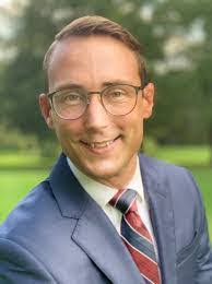 Dustin Stringfield's Instagram, Twitter & Facebook