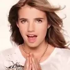 Emma Roberts dançando nick Minaj #May4th #TikTokPromote #emmaroberts #meme  #nickminaj #foryou #fy #fyp