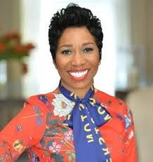 Tara Kearney's Instagram, Twitter & Facebook