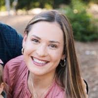 Bailey Holt's Instagram, Twitter & Facebook