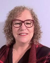 Shirley Kidd's Instagram, Twitter & Facebook