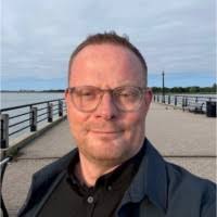 10 "Lars Vincent" profiles