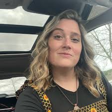 Does anyone have photos of Hills Skating Rink?