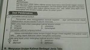Teks penceritaan disusun dengan tata organisasi orientation^ urutan peristiwa^reorientasi. Menyusun Urutan Kalimat Berbagai Jenis Teks