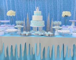 Disney frozen balloon design at l. Frozen Party Decorations For A Festive Winter Fete