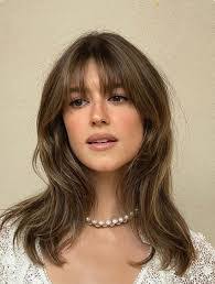 Abigail Presnell's Instagram, Twitter & Facebook