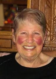 Danielle Lemon's Instagram, Twitter & Facebook