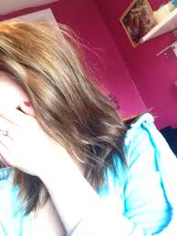 So i mentioned before i made the mistake of not removing the green left in my hair before making the transition to lilac with blue ends. Removing Hair Dye With Vitamin C Tablets And Shampoo Musely