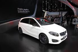Le Nouveau Moteur 1 5 Dci Renault Sur Le Stand Mercedes Photo 7 L Argus