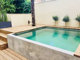 Wie Cool Ist Das Ein Uber Den Boden Whirlpool Mit Einem Schritt Nach Oben Deck Umgeben Besuch Small Backyard Pools Backyard Pool Backyard Patio