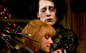 Mira no Entretenimento: Edward Mãos de Tesoura- A Obra prima de Tim Burton  até agora.