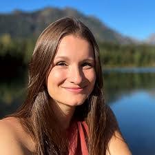 Katie Mathews's Instagram, Twitter & Facebook