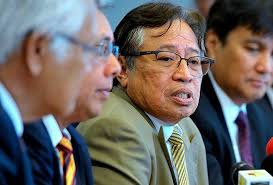 Pegawai tadbir khas kepada timbalan setiausaha kerajaan negeri (transformasi luar bandar) : Alamat Pejabat Ketua Menteri Sarawak Alamat Pejabat Pengarah Mahkamah Negeri