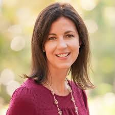 Heather Hager's Instagram, Twitter & Facebook