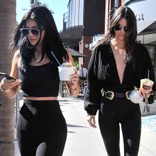 That is the reason why she has moved to new york for the summer. Kendall And Kylie Jenner Wear All Black Outfits Teen Vogue