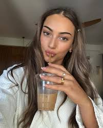 Secrets out 😭🫣 Jaden's bestie here and I'm so excited to announce Jaden  is going into the villa for CASA AMOUR!!!!! Here are a few fun facts about  her that I know