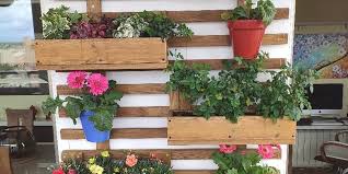 Ver más ideas sobre decoración de unas, bar con palets, bar en casa. Descubre Como Crear Bonitos Maceteros Con Palets Decoora