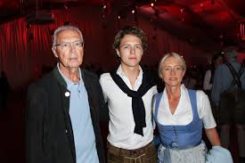 Wie krank ist franz beckenbauer wirklich und wie viel zeit bleibt ihm noch? Franz Beckenbauer Das Sind Seine Kinder Franz Beckenbauer Shotoe