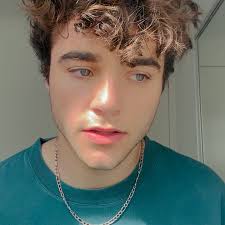 sharing some behind the scenes of Jon's first moments as a super… so stoked  I got to play this kid. ONLY 3 EPISODES LEFT! @cwsupermanandlois