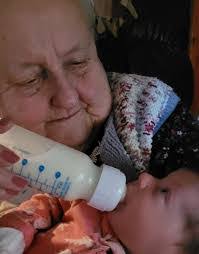 Kathryn Newberry's Instagram, Twitter & Facebook