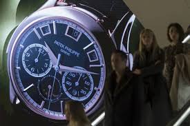 Oktober 2020 wurden die uhren wieder auf die winterzeit gestellt. Komplizierte Sache Zeitumstellung Am Wochenende Wer Stellt Eigentlich An Der Baselworld Die Uhren Um