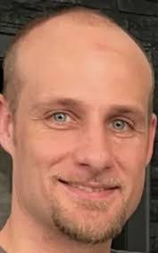 Earl Buchanan's Instagram, Twitter & Facebook