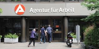 Anerkennung von abschluss und zeugnis; Jobcenter Setzen Auf Kunstliche Intelligenz Die Folgen Fur Bewerber Konnten Fatal Sein Business Insider