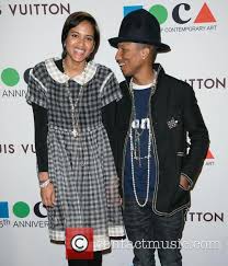 The couple started dating in 2007. Helen Lasichanh News And Photos Contactmusic Com