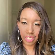 Monica Link's Instagram, Twitter & Facebook