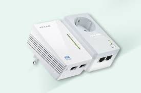 The firewall works by blocking incoming and outgoing connections that. E3oplismos Gia Teleio Wifi