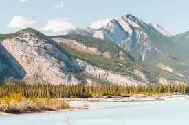 Traffic congestion, crowds, noise, mountain town / outdoors etiquette, trash, full trailhead parking. 17 Best Hikes In Jasper National Park Laidback Trip