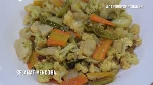 2 bonggol kembang kol 10 lenjer buncis 3 buah wortel bumbu: Tumis Bunga Kol Wortel Pedas Tumisan Sayur Praktis Dan Mudah Youtube