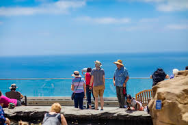 Birch Aquarium At Scripps Institution Of Oceanography Tide Pool Plaza At Birch Aquarium At Scripps Is Also The Location Of Some Of The Most Spectacular Ocean Views In San Diego Birch Aquarium Coastal Breeze Ocean