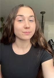 Marisa Bailey's Instagram, Twitter & Facebook