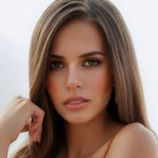 Krystal Killough's Instagram, Twitter & Facebook