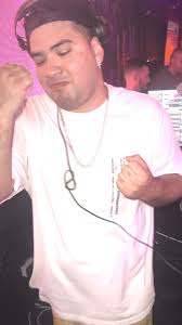 Un poquito de lo que pasa cuando estamos en la disco ! 🎸💣